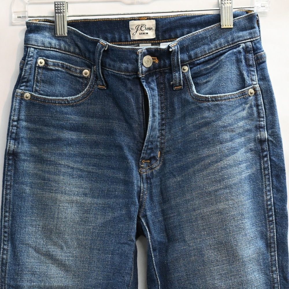 J Crew 9" Vintage Straight Jean Size 24 Mid Rise